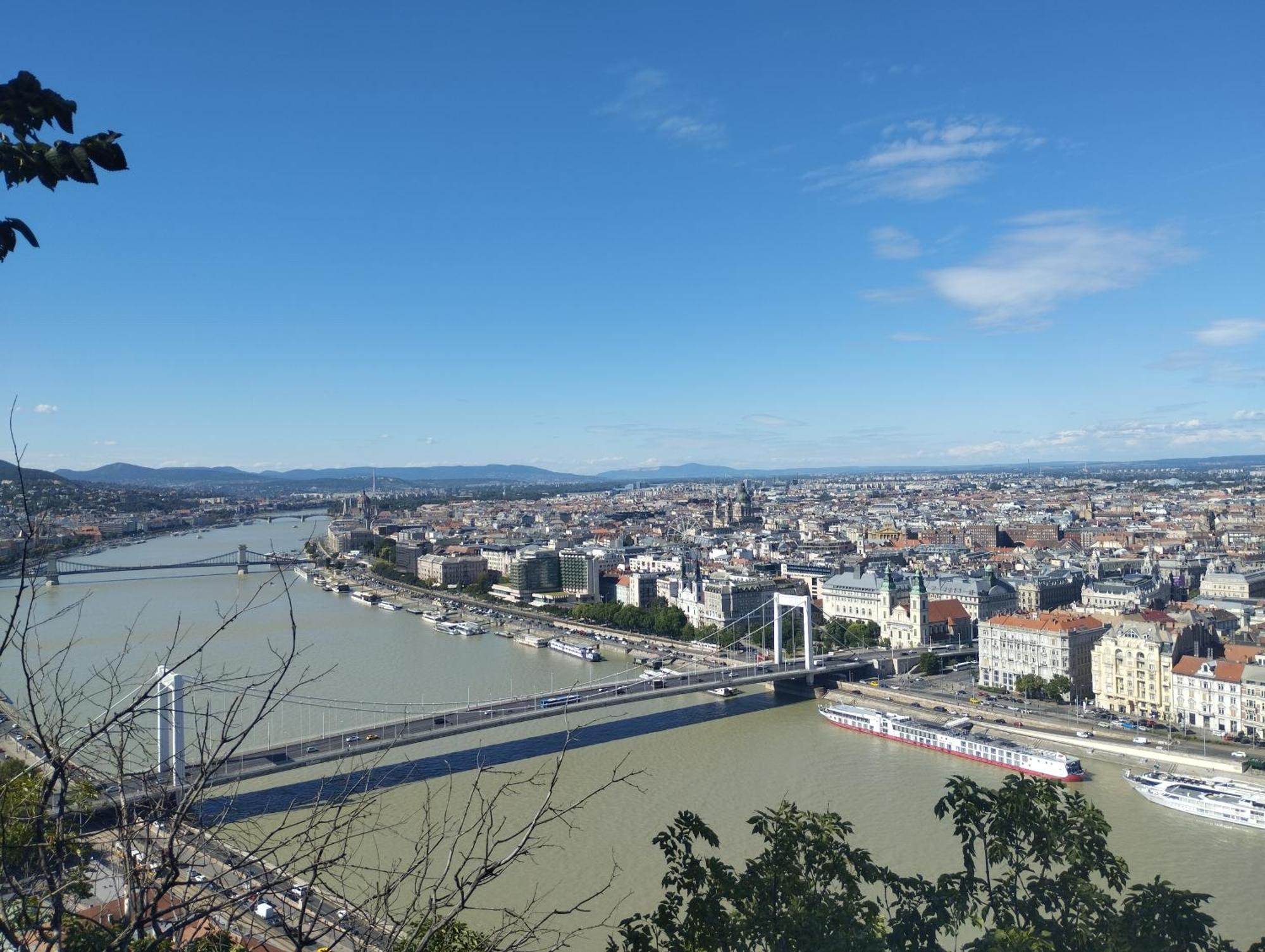 Free Parking Garage! Downtown Apartment Close To New York Cafe Budapesta Exterior foto